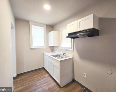 5717 N Park Avenue - Photo Thumbnail 8
