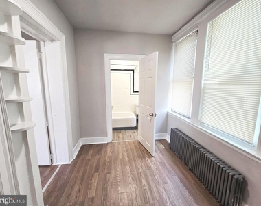 5717 N Park Avenue - Photo Thumbnail 2