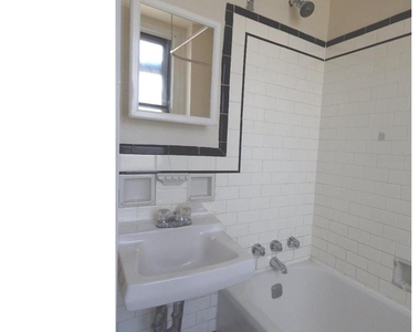 5717 N Park Avenue - Photo Thumbnail 5