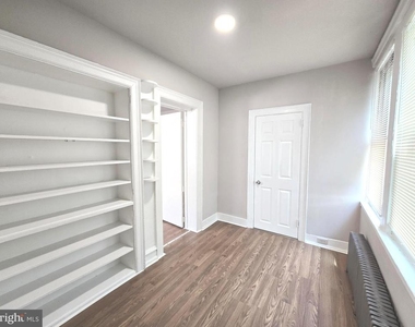 5717 N Park Avenue - Photo Thumbnail 3