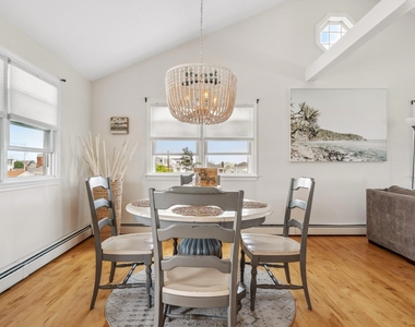 131 Franklin - Photo Thumbnail 10