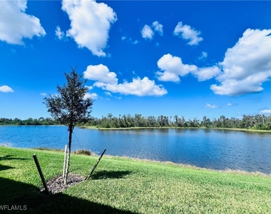 14251 Heritage Landing Boulevard - Photo Thumbnail 19