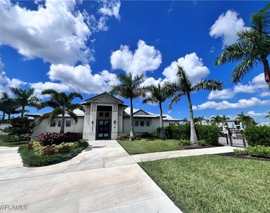14251 Heritage Landing Boulevard - Photo Thumbnail 33