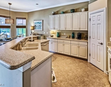 6971 Amen Corner Court - Photo Thumbnail 6