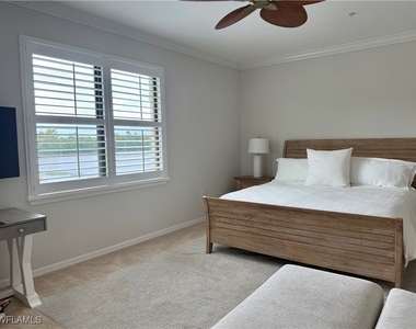 9498 Napoli Lane - Photo Thumbnail 24