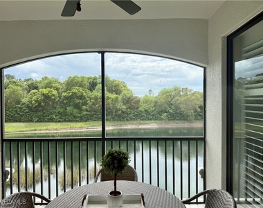 9498 Napoli Lane - Photo Thumbnail 17