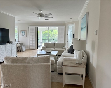 9498 Napoli Lane - Photo Thumbnail 4