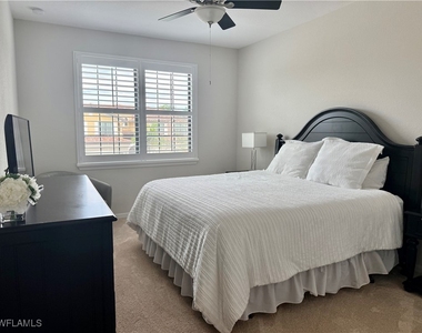 9498 Napoli Lane - Photo Thumbnail 22