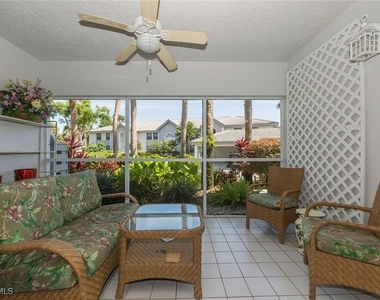 4251 Lake Forest Drive - Photo Thumbnail 3