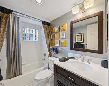 4251 Lake Forest Drive - Photo Thumbnail 25