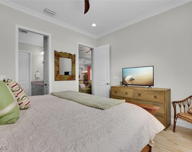 7110 Cayo Coco Lane - Photo Thumbnail 16