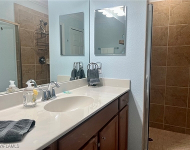 9715 Acqua Court - Photo Thumbnail 19