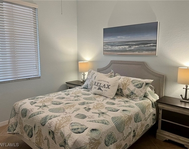 9715 Acqua Court - Photo Thumbnail 20