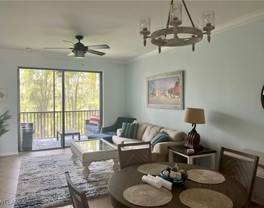 9715 Acqua Court - Photo Thumbnail 8