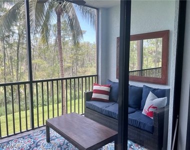 9715 Acqua Court - Photo Thumbnail 13
