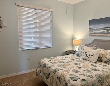 9715 Acqua Court - Photo Thumbnail 21