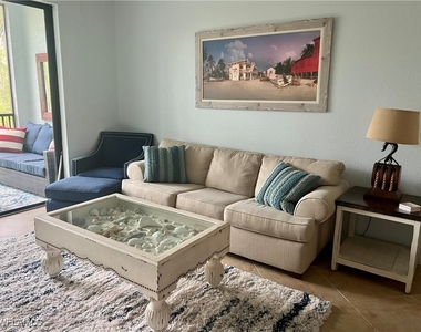 9715 Acqua Court - Photo Thumbnail 10