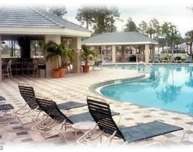 8225 Danbury Boulevard E - Photo Thumbnail 19
