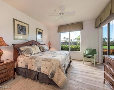 8225 Danbury Boulevard E - Photo Thumbnail 8