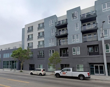 1623 W Manchester Ave - Photo Thumbnail 1