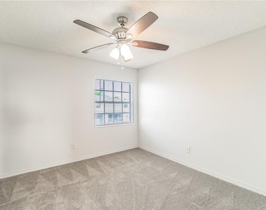 4907 W Mcelroy-a Avenue - Photo Thumbnail 12