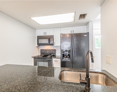4907 W Mcelroy-a Avenue - Photo Thumbnail 5