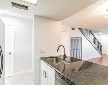 4907 W Mcelroy-a Avenue - Photo Thumbnail 4