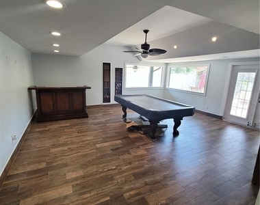 8320 Woodlake Place - Photo Thumbnail 29
