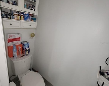 8320 Woodlake Place - Photo Thumbnail 7
