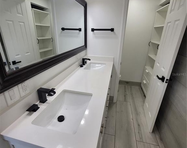 8320 Woodlake Place - Photo Thumbnail 34