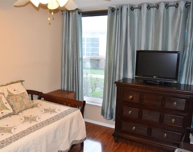 4365 Tahitian Gardens Circle - Photo Thumbnail 13