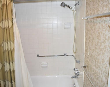 4365 Tahitian Gardens Circle - Photo Thumbnail 11