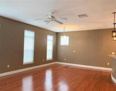 4511 Legacy Park Drive - Photo Thumbnail 4