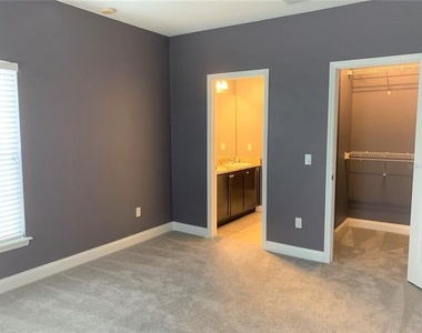 4511 Legacy Park Drive - Photo Thumbnail 16