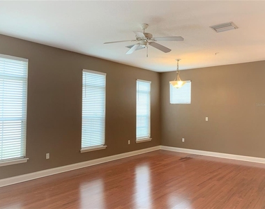 4511 Legacy Park Drive - Photo Thumbnail 5