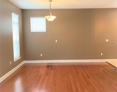4511 Legacy Park Drive - Photo Thumbnail 7