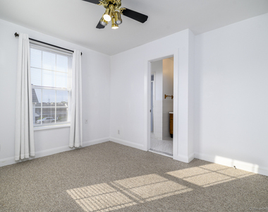 104 East Avenue - Photo Thumbnail 15