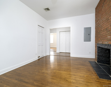 104 East Avenue - Photo Thumbnail 6