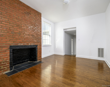 104 East Avenue - Photo Thumbnail 7