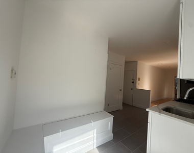 251 East 85th Street - Photo Thumbnail 10