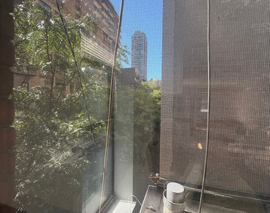 251 East 85th Street - Photo Thumbnail 9