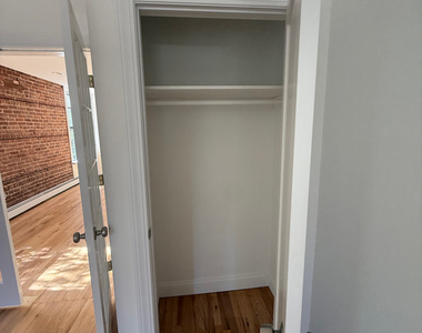 251 East 85th Street - Photo Thumbnail 3