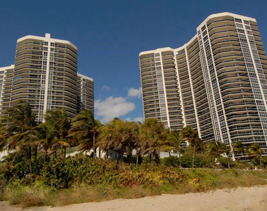 3200 N Ocean Boulevard - Photo Thumbnail 27