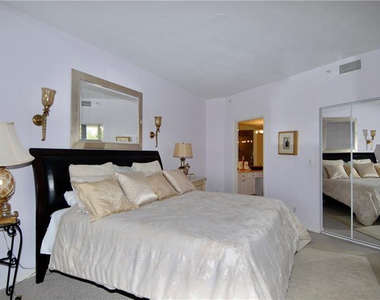 3200 N Ocean Boulevard - Photo Thumbnail 18