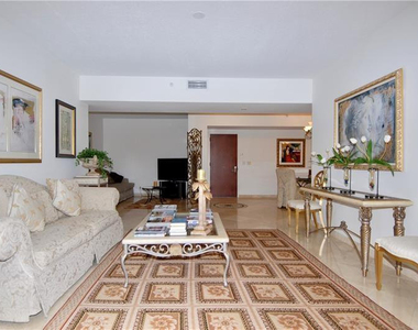 3200 N Ocean Boulevard - Photo Thumbnail 7