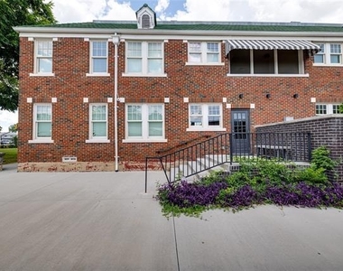 2837 Hemphill Street - Photo Thumbnail 31
