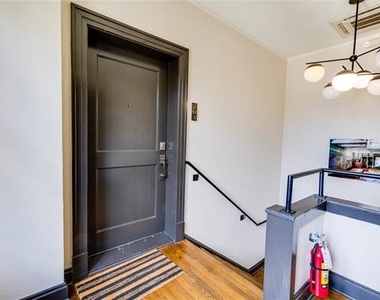 2837 Hemphill Street - Photo Thumbnail 2