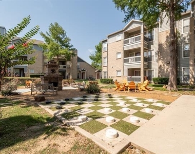 3391 Western Center Boulevard - Photo Thumbnail 1