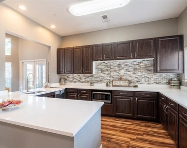 3391 Western Center Boulevard - Photo Thumbnail 7