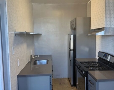 5217 Hollywood Boulevard - Photo Thumbnail 29